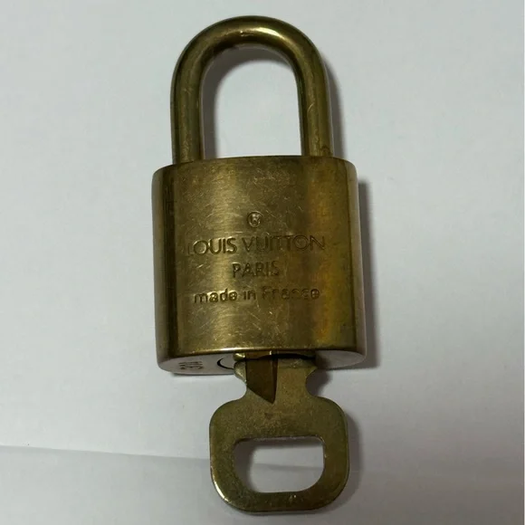 Louis Vuitton Lock & Key #314 Brass Gold Set - Picture 6 of 9